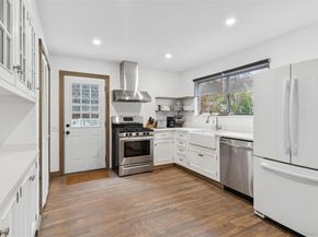 33 Whalers Drive, Sag Harbor NY 11963