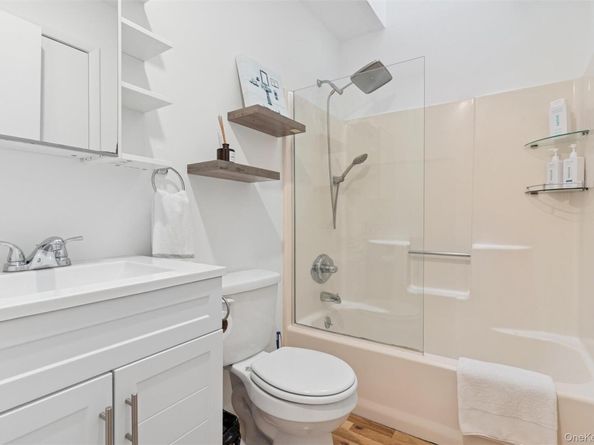 33 Whalers Drive, Sag Harbor NY 11963