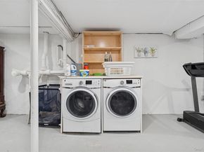 33 Whalers Drive, Sag Harbor NY 11963