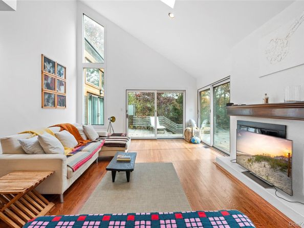 23 Scrimshaw Lane, Amagansett NY 11930