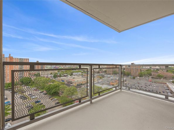 825 Morrison Avenue 5A, Bronx NY 10473