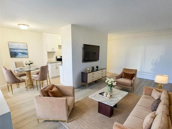 825 Morrison Avenue 5A, Bronx NY 10473