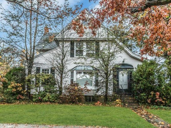 113 Murray Avenue, Port Washington NY 11050