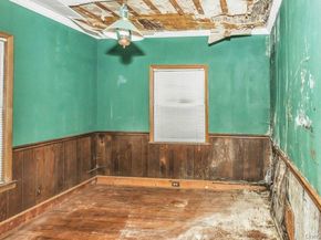 113 Murray Avenue, Port Washington NY 11050