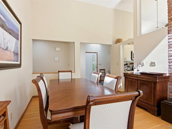 18 Greenlawn Road, Huntington NY 11743