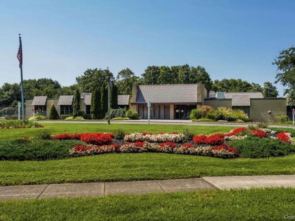 401 Cabot Court E, Saint James NY 11780