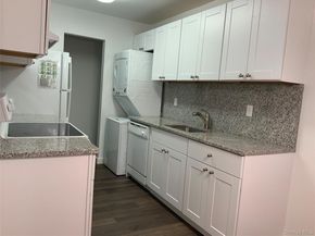 401 Cabot Court E, Saint James NY 11780