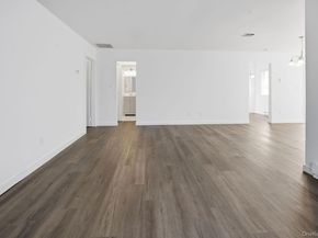 401 Cabot Court E, Saint James NY 11780