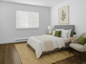 401 Cabot Court E, Saint James NY 11780