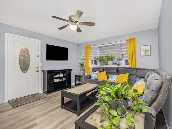 204 Bayside Avenue, Oceanside NY 11572