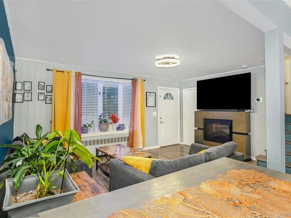 204 Bayside Avenue, Oceanside NY 11572