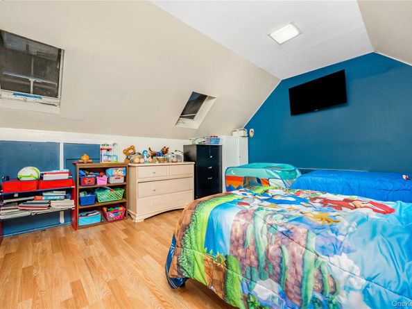 204 Bayside Avenue, Oceanside NY 11572