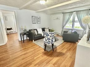 648 Molloy Street, Copiague NY 11726