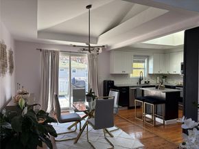 648 Molloy Street, Copiague NY 11726