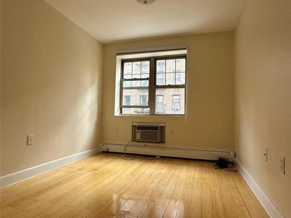 8375 117th Street 3B, Richmond Hill NY 11418