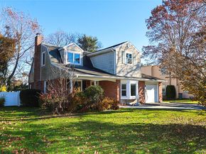 174 Parkside Drive, Roslyn Heights NY 11577