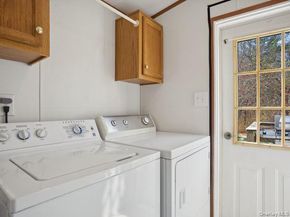 337 Three Mile Harbo 10, East Hampton NY 11937