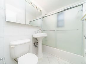 8 W Mill Drive 1B, Great Neck NY 11021