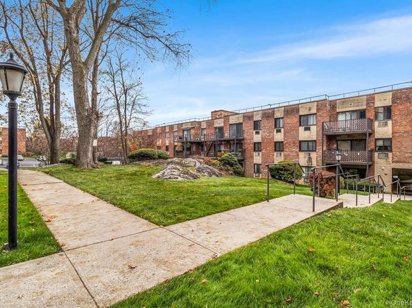 115 Dehaven Drive 114, Yonkers NY 10703