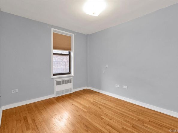 41-31 51 4A, Woodside NY 11377