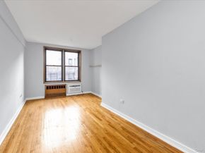 41-31 51 4A, Woodside NY 11377