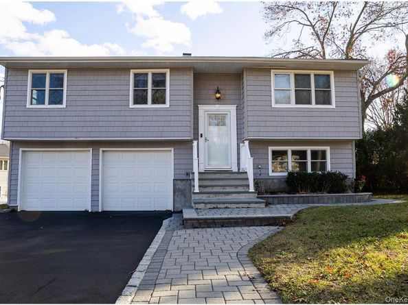 58 Hauppauge Road, Hauppauge NY 11788