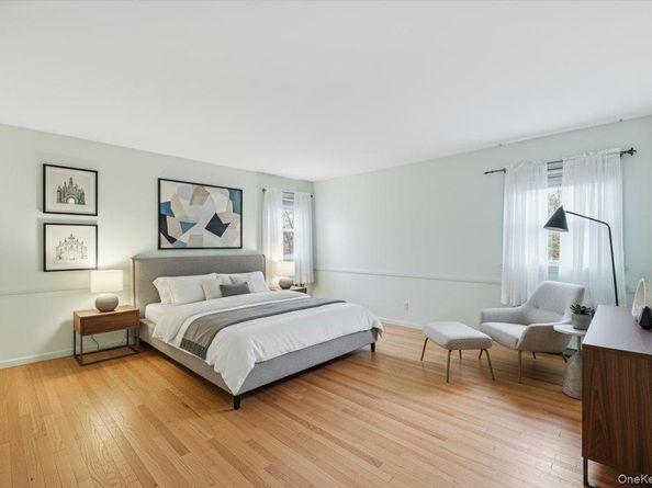 816 Pepperidge Road, Westbury NY 11590