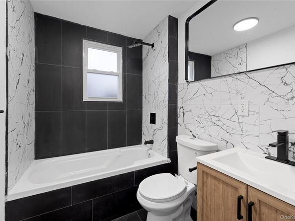 23318 118th Avenue, Cambria Heights NY 11411