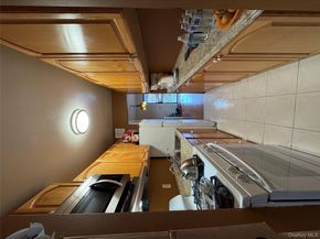 9 Harper Court, Bronx NY 10466