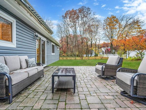 1 Fuller Drive, Ridge NY 11961