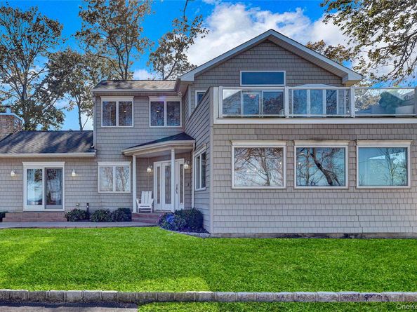 132 Soundview Drive, Rocky Point NY 11778