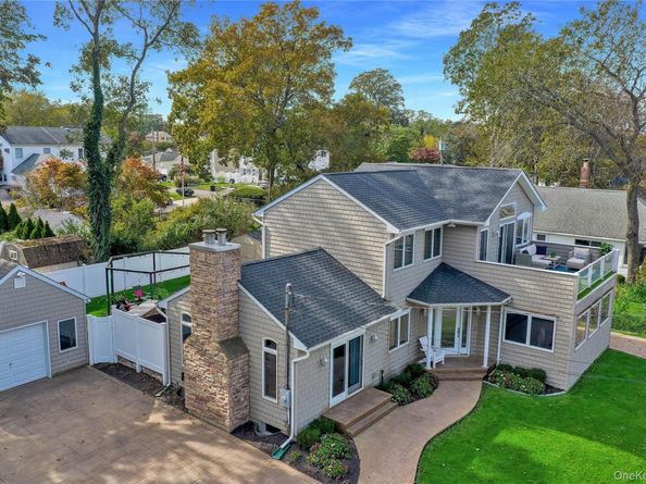 132 Soundview Drive, Rocky Point NY 11778