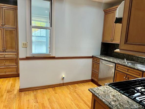 14915 15th Road, Whitestone NY 11357