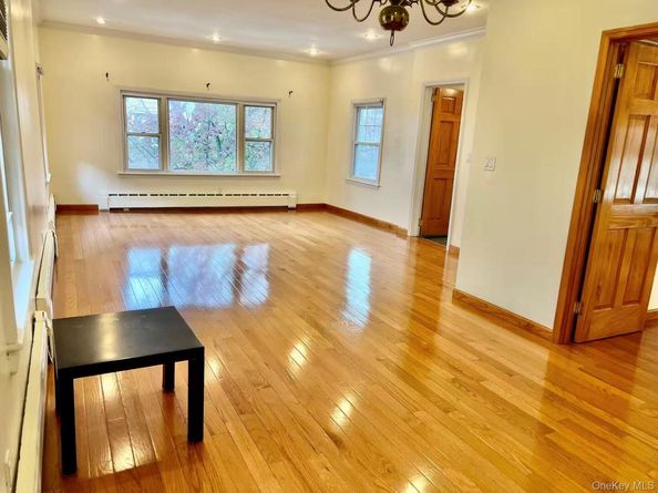 14915 15th Road, Whitestone NY 11357