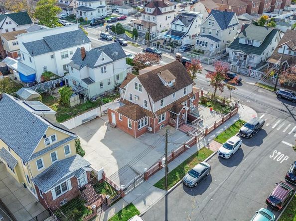 94-07 212th Street, Queens Village NY 11428