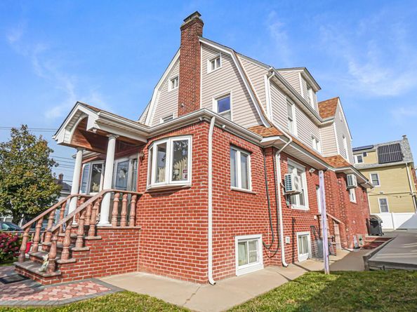 94-07 212th Street, Queens Village NY 11428