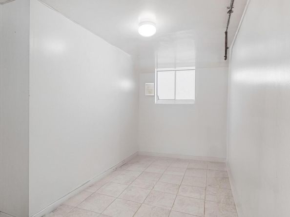 94-07 212th Street, Queens Village NY 11428