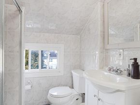 94-07 212th Street, Queens Village NY 11428