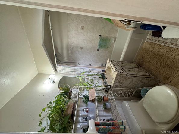 915 E 222nd Street, Bronx NY 10469