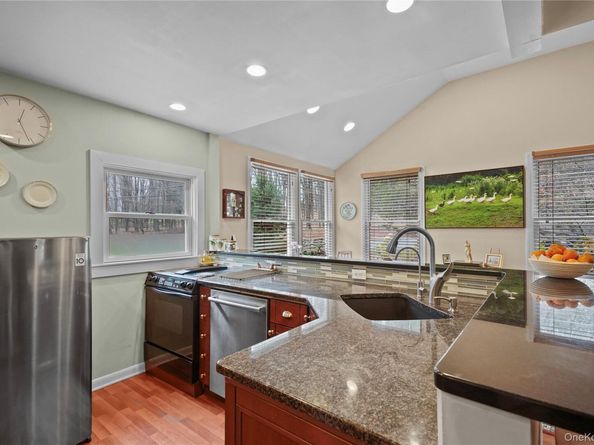 247 Smith Ridge Road, South Salem NY 10590