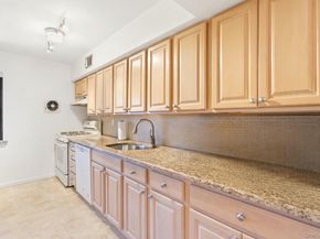 313 Mariners Way, Copiague NY 11726