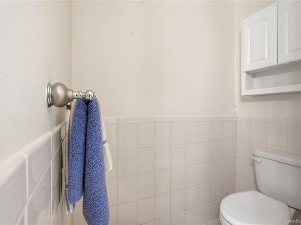 313 Mariners Way, Copiague NY 11726