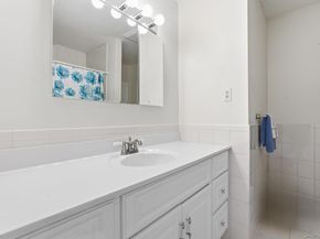 313 Mariners Way, Copiague NY 11726