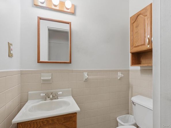 313 Mariners Way, Copiague NY 11726