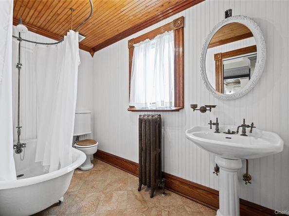 430 Montauk Highway, East Moriches NY 11940