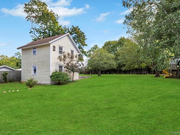 430 Montauk Highway, East Moriches NY 11940