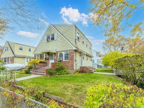 76-04 167 Street, Fresh Meadows NY 11366