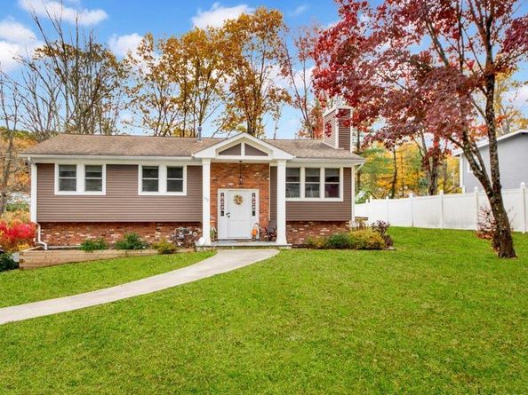 157 Phyllis Court, Yorktown Heights NY 10598