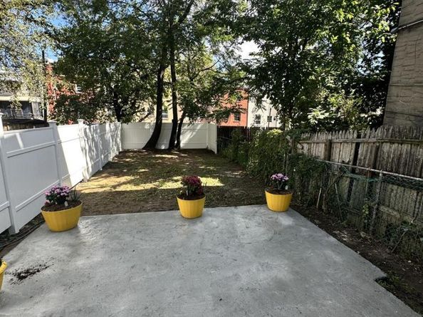 1045 E 228th Street, Bronx NY 10466