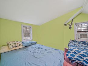 302 Auborn Avenue, Shirley NY 11967